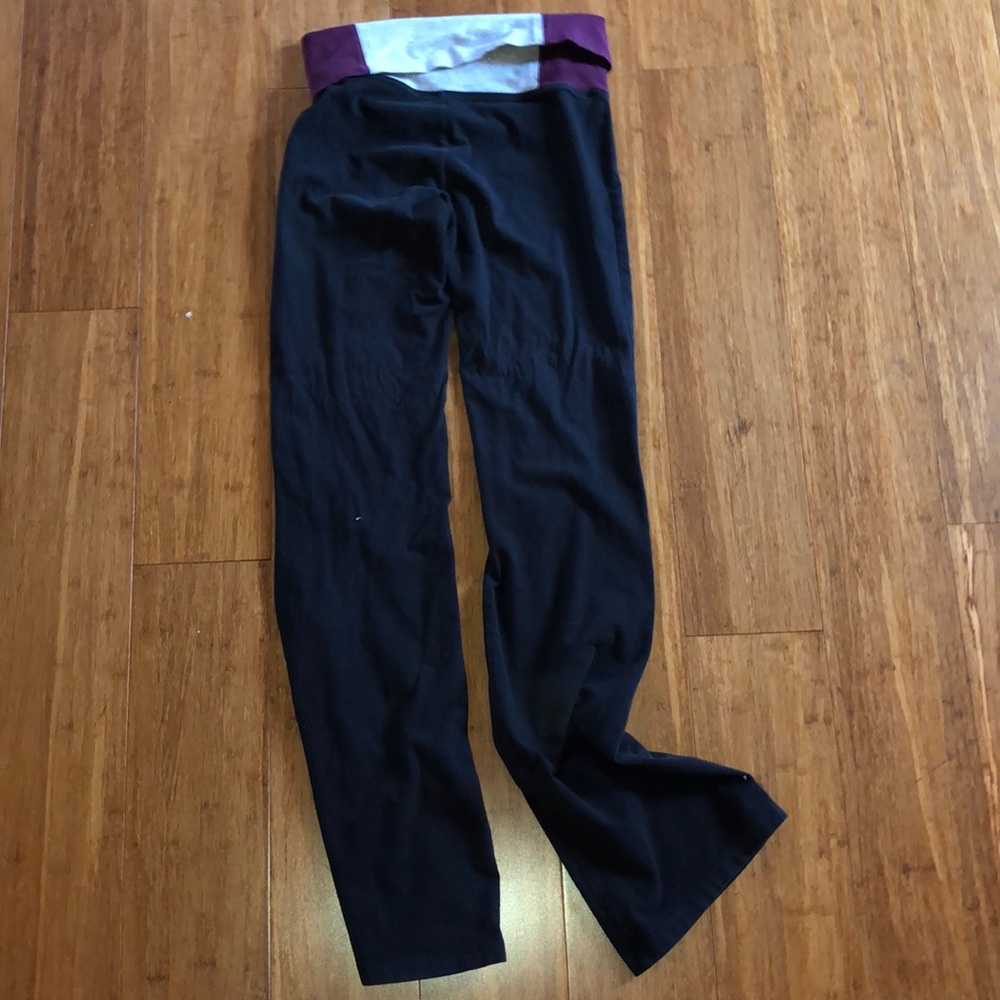 yoga pants